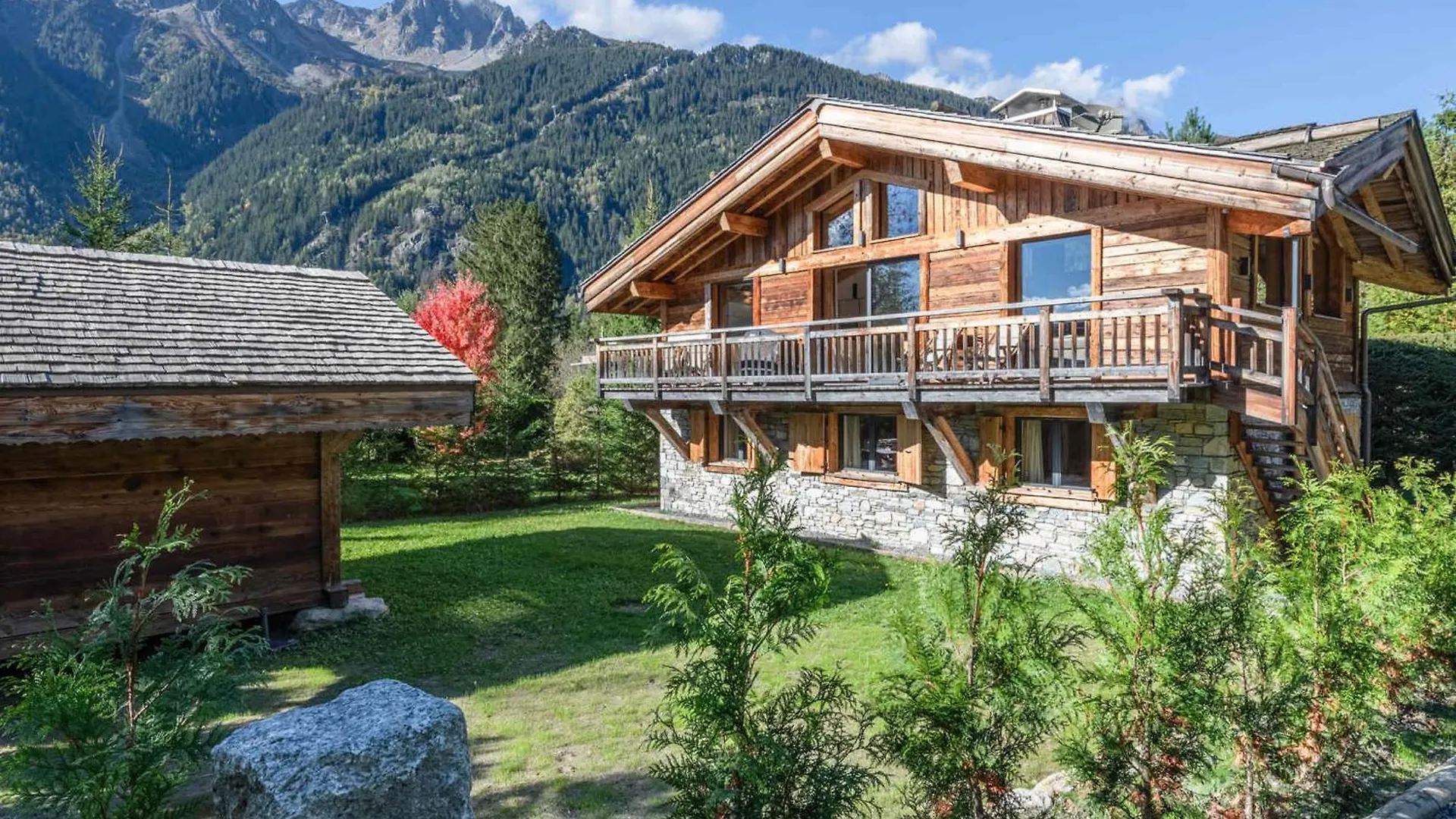 Chalet A Chamonix Avec Sauna Et Jacuzzi - Fr-1-343-253 France