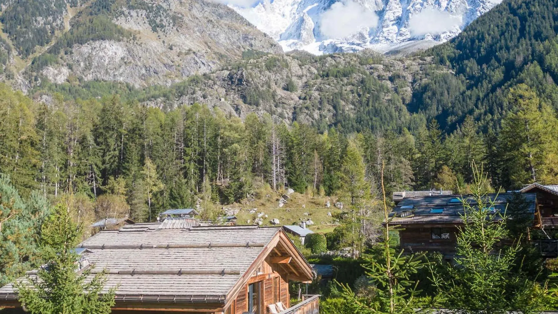 Chalet A Chamonix Avec Sauna Et Jacuzzi - Fr-1-343-253